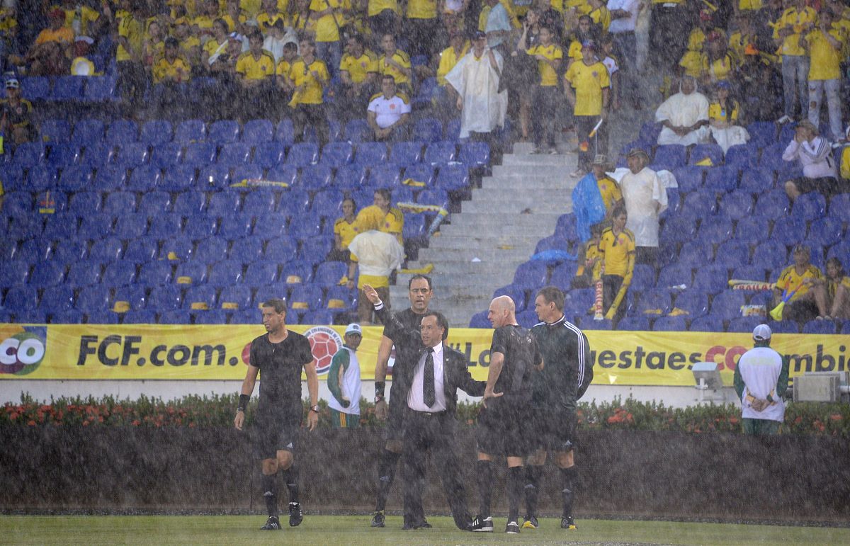 开云体育入口-巴塞对阵皇马，古老经典再次上演，引发热议