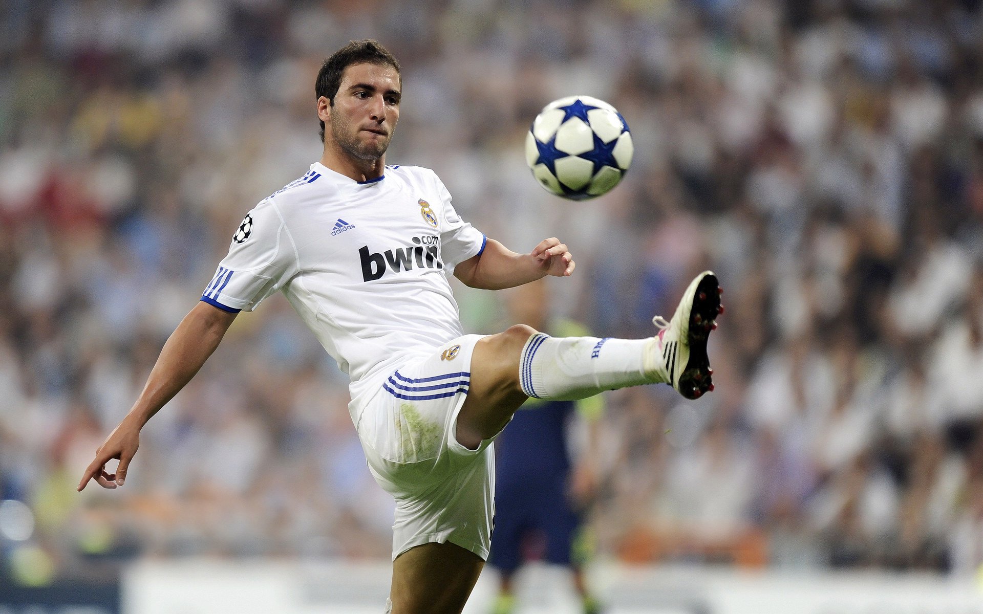 友谊赛的光芒，布鲁诺用一球一助宣告黄色潜水艇的新核诞生